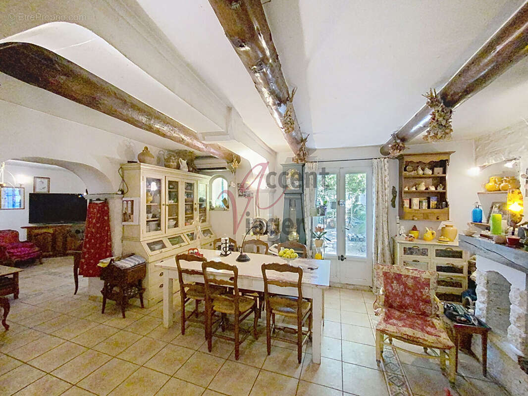 Exclusivité accent immobilier  mas en viager occupé - photo 4