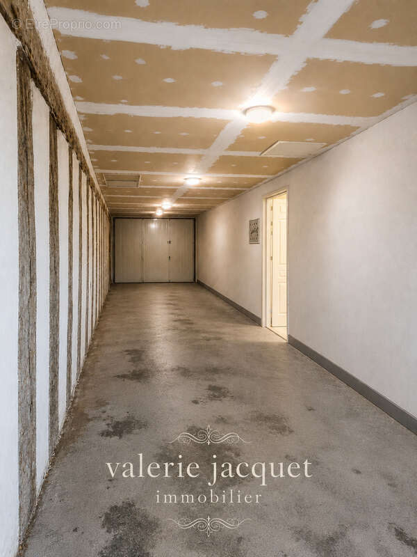 Maison bourgeoise de caractère avec jardin et cave voûtée   Centre de Coutras - photo 19