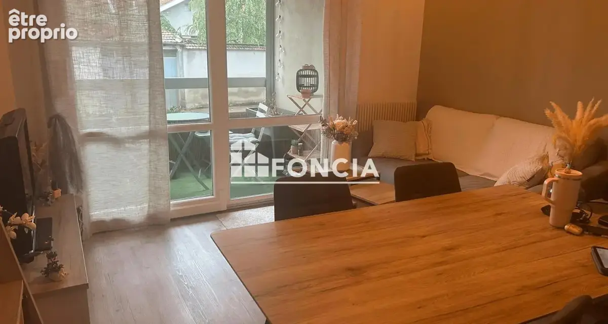 Roanne - appart t2 av balcon et garage - photo 4