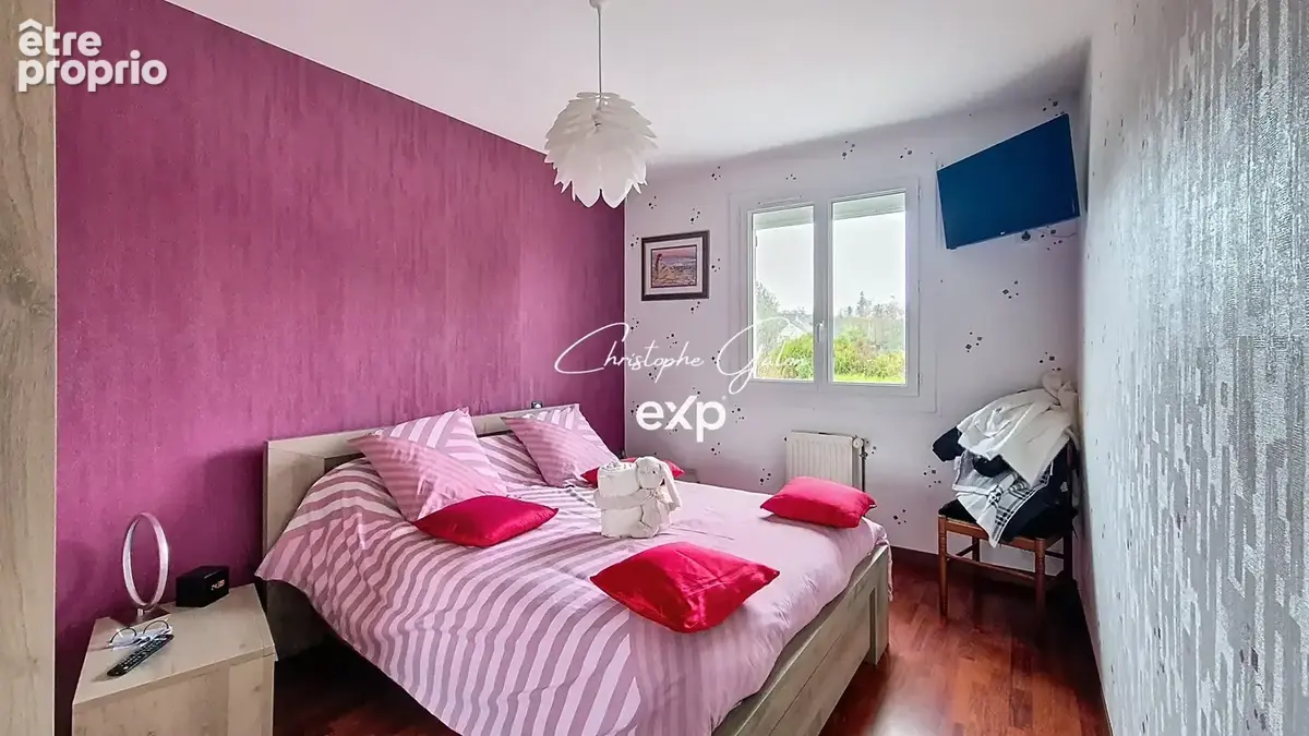 Maison 115 m² à Peyrat-De-Bellac  - photo 7