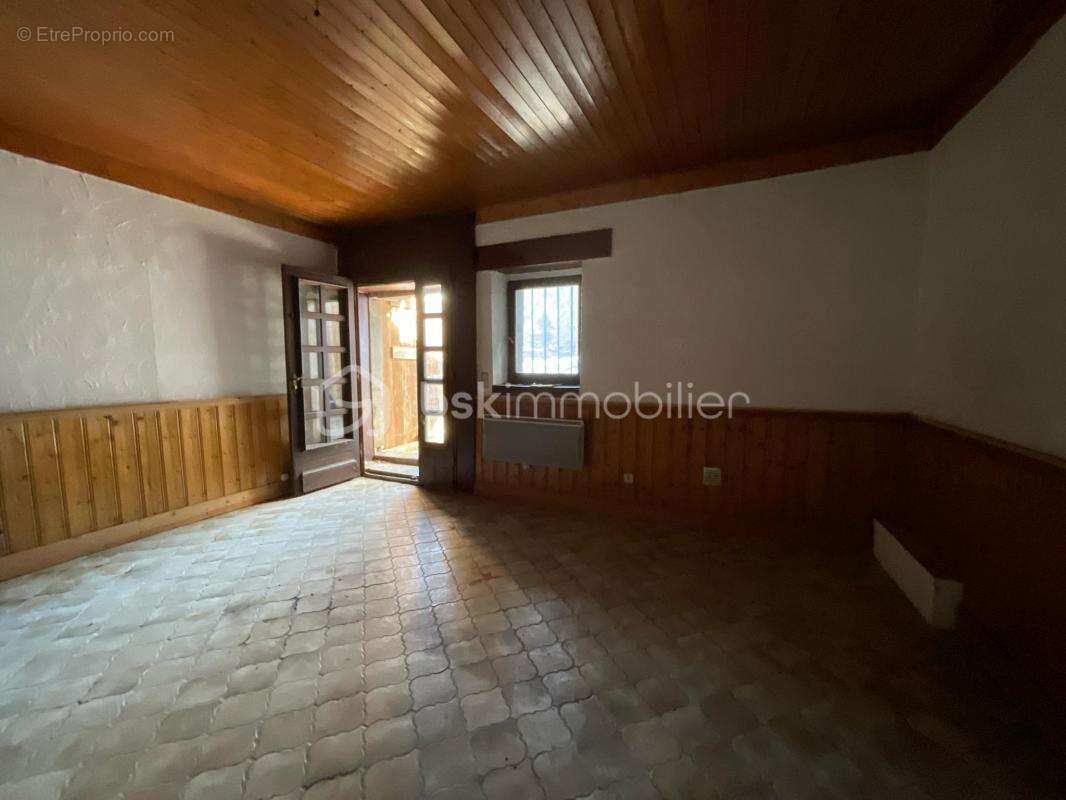 Appartement à MIEUSSY
