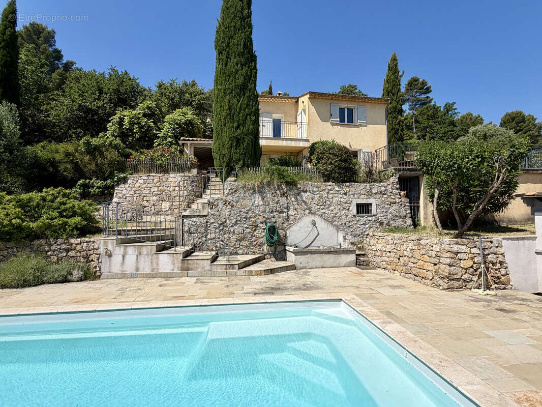 Maison à DRAGUIGNAN