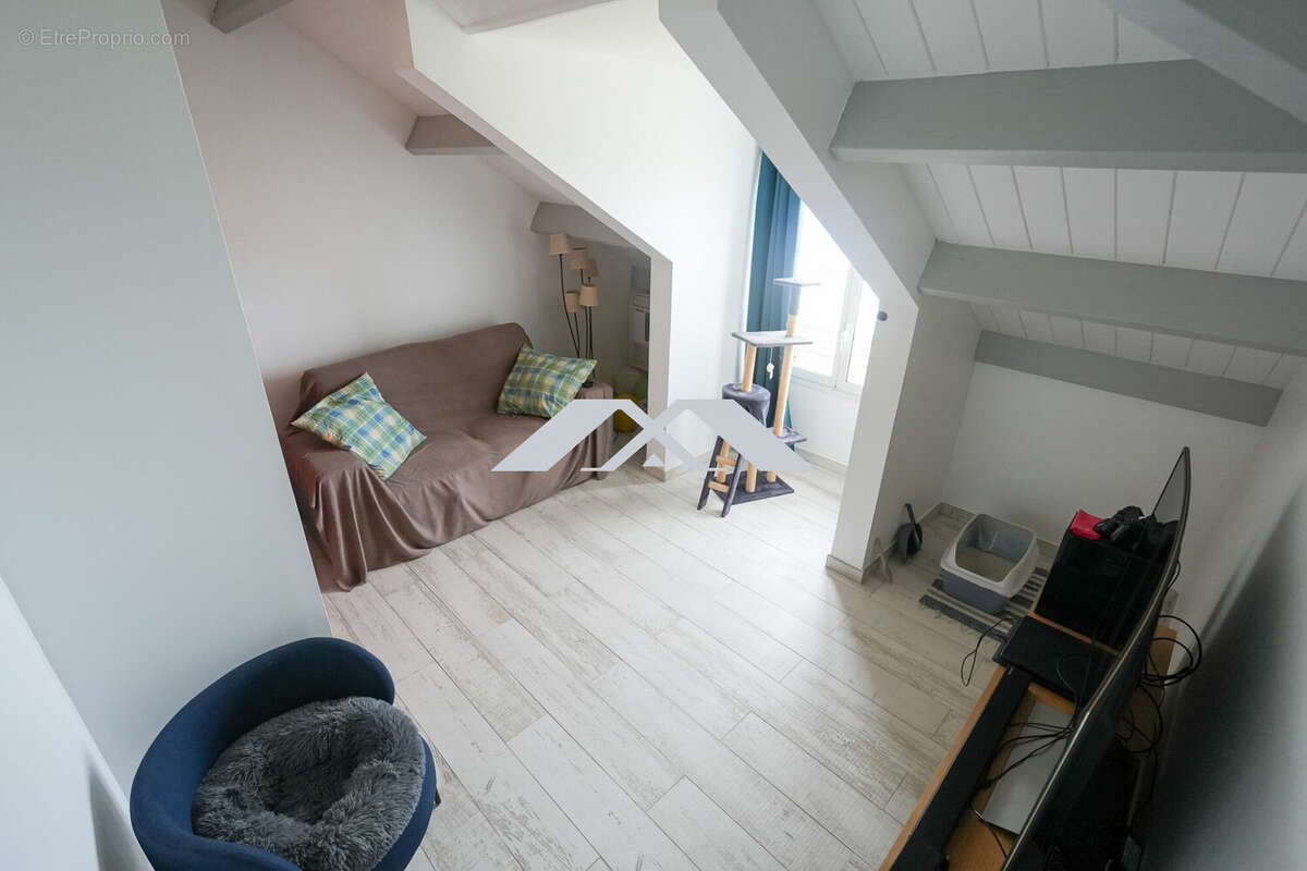 Appartement 71 m² à Les Avirons  - photo 7