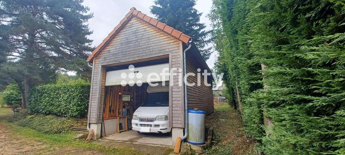 Maison 87 m² à Anglards-De-Saint-Flour  - photo 12