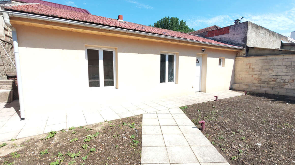 Maison Meulière rénovée   DPE C   Dépendance neuve de 40 m2   Aucun travaux - photo 5