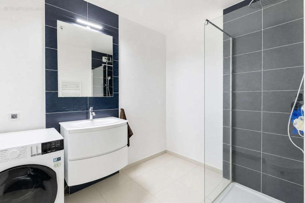 Bel appartement T3 lumineux avec balcons - photo 8