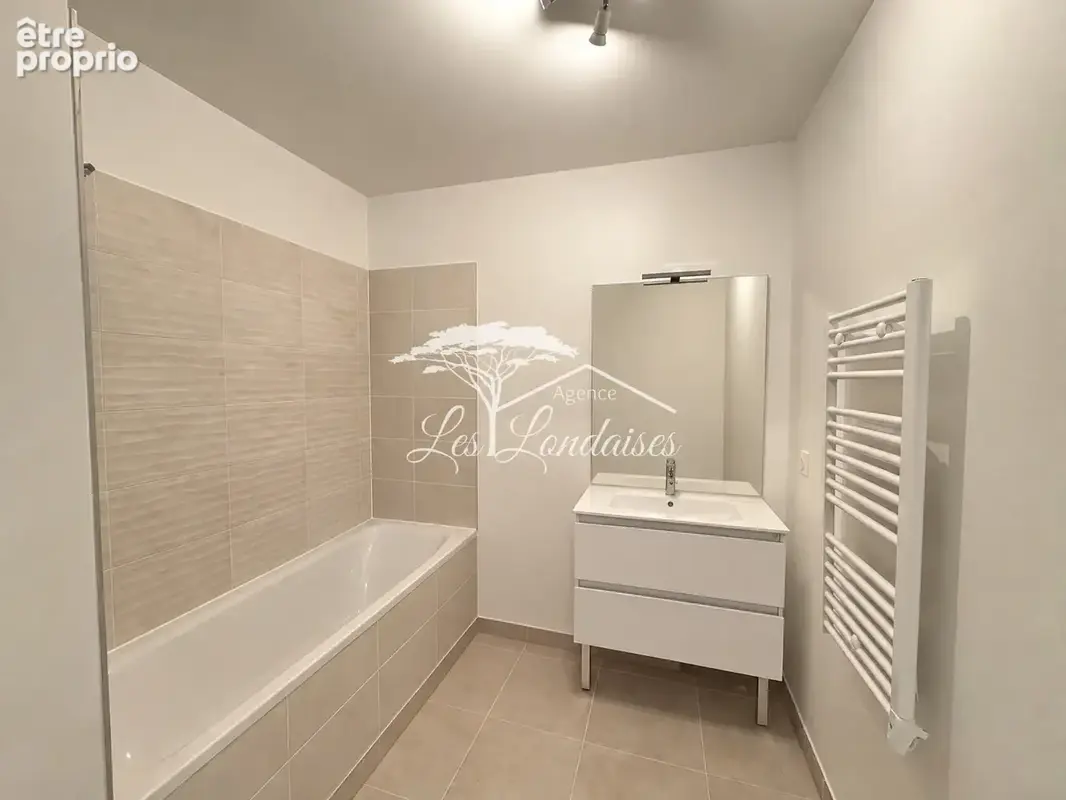 Appartement 4 pièces   75 m2   3 chambres   terrasse & balcon   la londe-les-maures - photo 5
