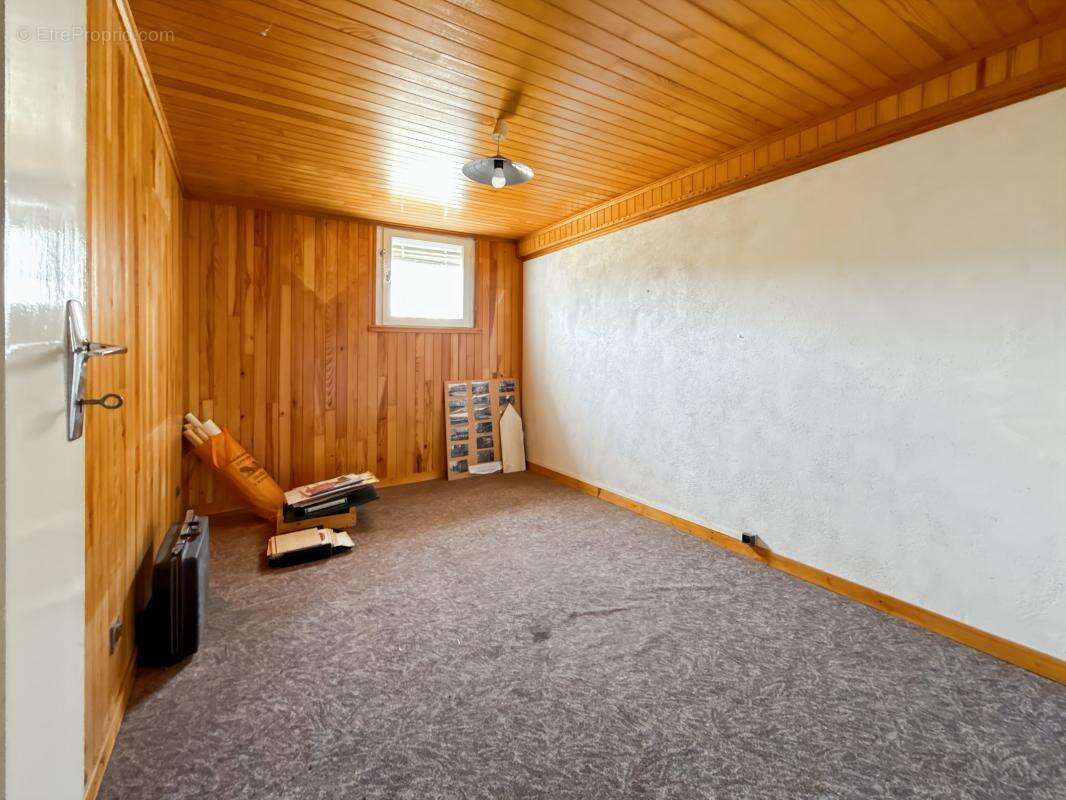 Maison à COULOUNIEIX-CHAMIERS