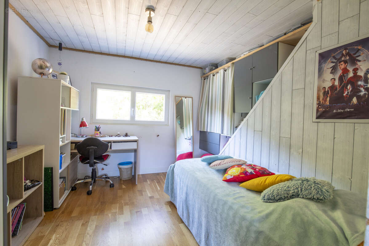 Maison à LA BOUILLADISSE