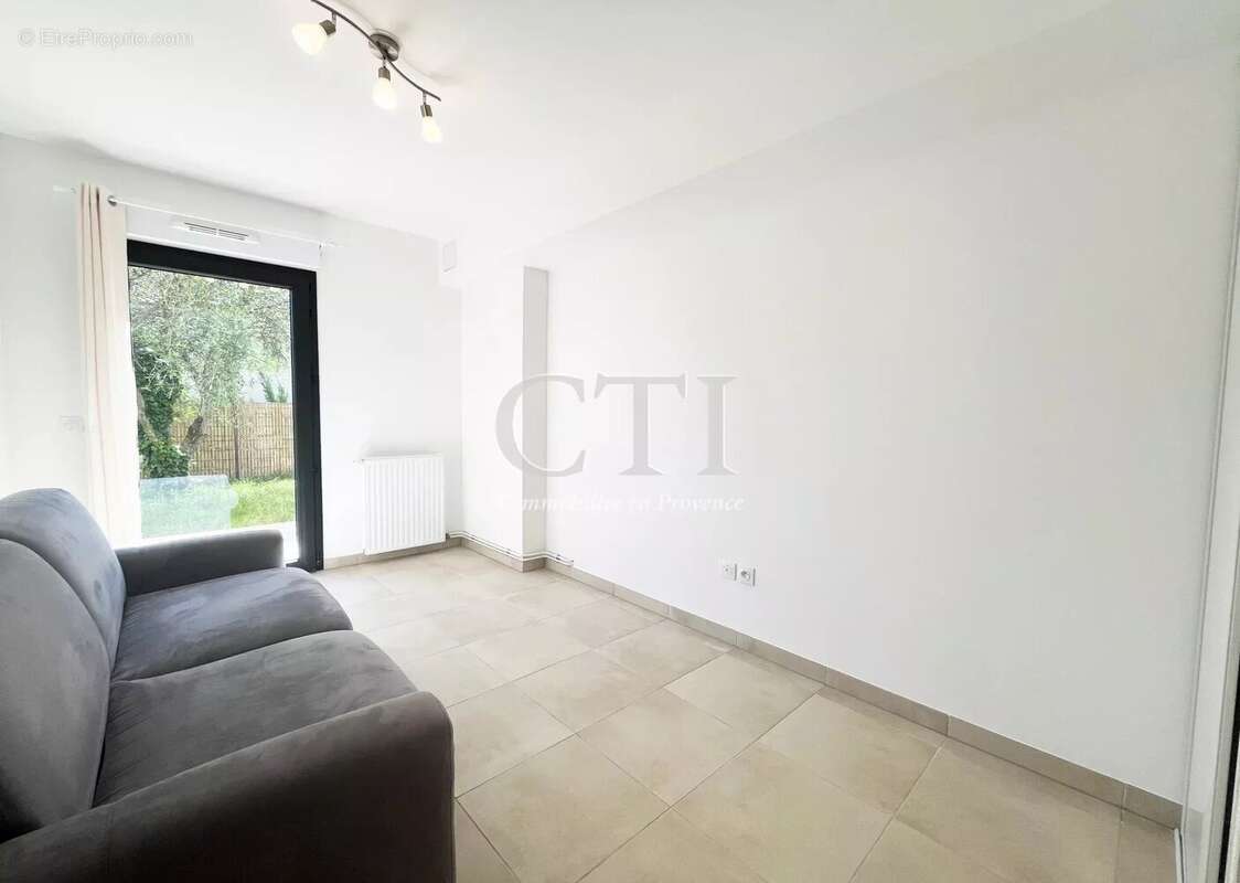 Appartement à VAISON-LA-ROMAINE