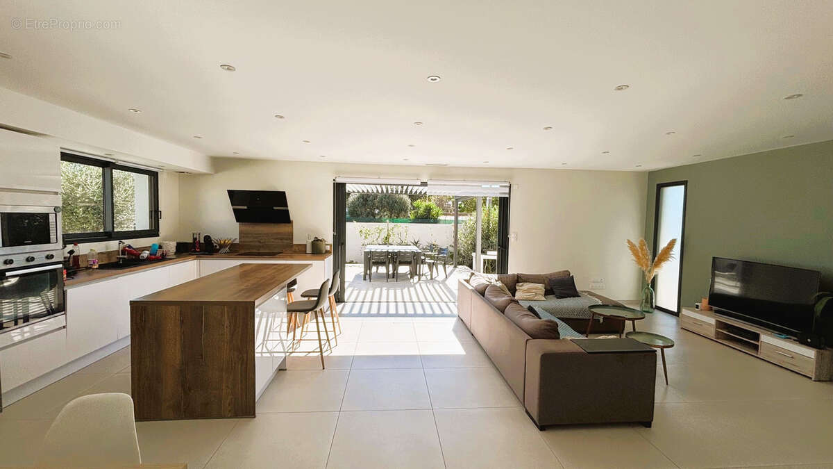 Maison à CANET-EN-ROUSSILLON