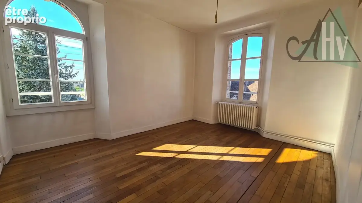 Maison de caractère - ancienne école - 134 m2 - 5 pièces - Morsains (51) - photo 5