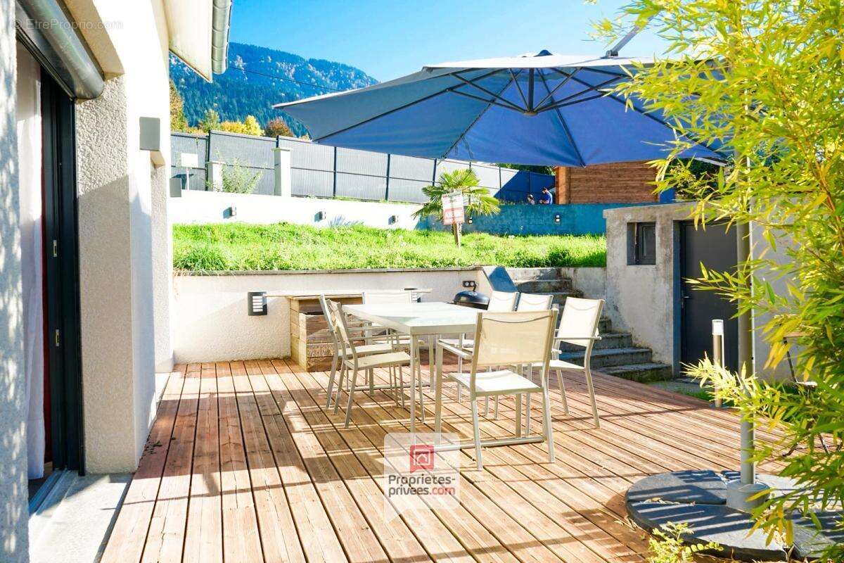 Maison à SAINT-MARTIN-D'URIAGE