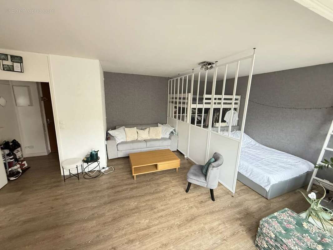 Appartement à BOUSSY-SAINT-ANTOINE