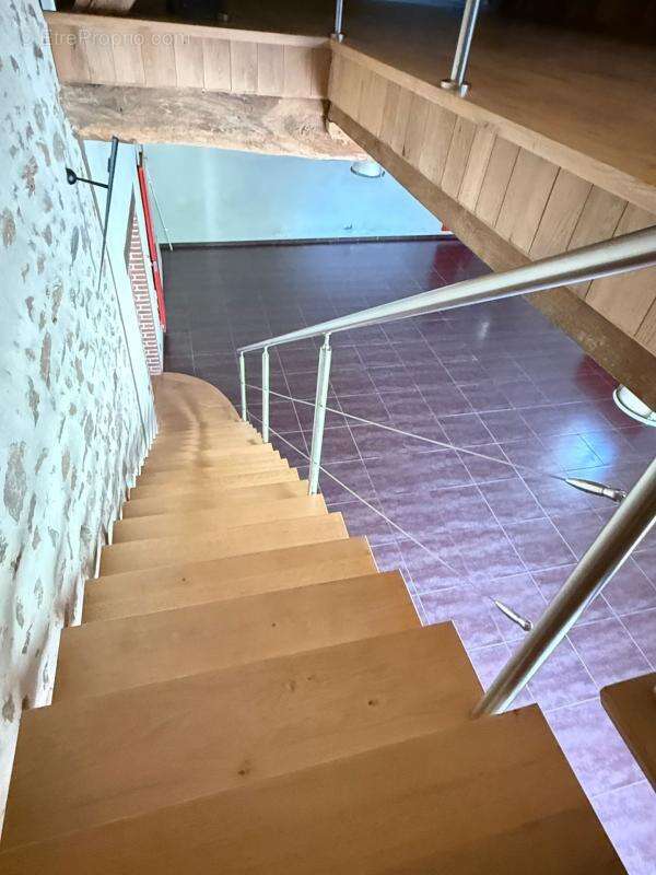 Dun le palestel superbe grange renovee avec gout a usage d'habitation et de garage - photo 15