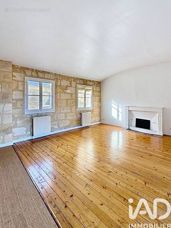 Photo 1 - Appartement à BORDEAUX