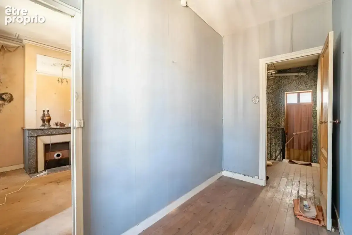 Bordeaux – Immeuble 119 m² sur 3 niveaux – À rénover - photo 7