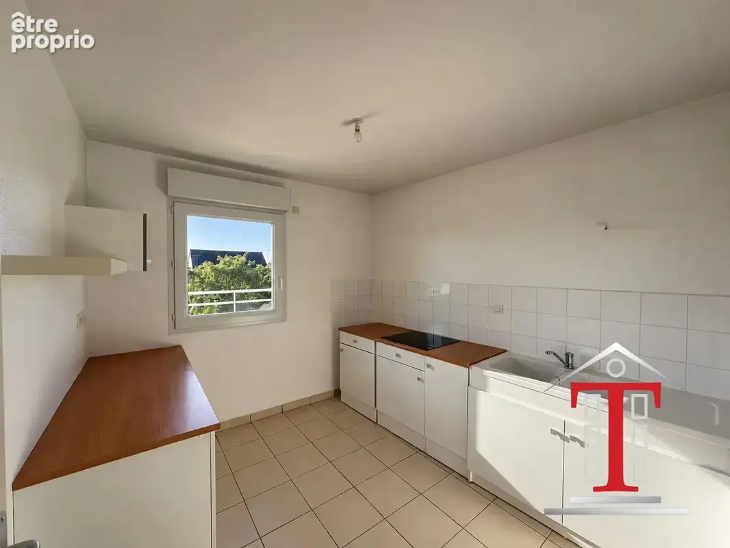 Appartement 3 pièces 64 m² à vendre à Les Ponts-De-Ce (49130) - photo 3