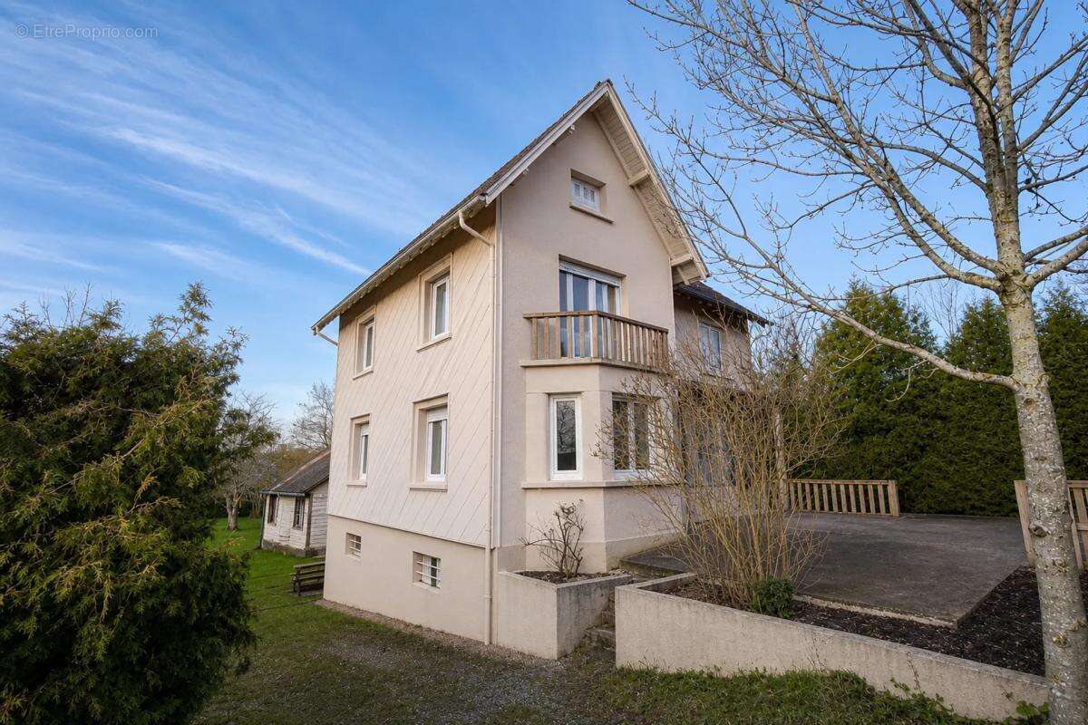 Maison à ANOULD