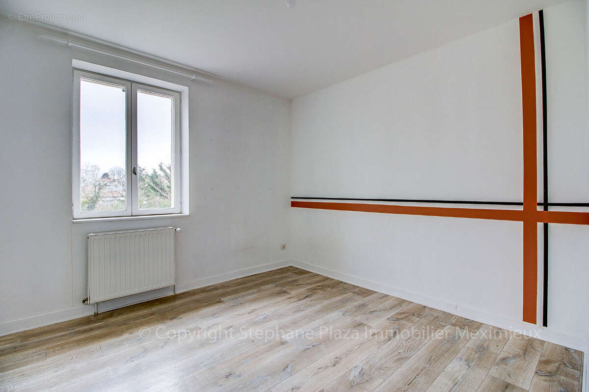 Maison à VILLARS-LES-DOMBES