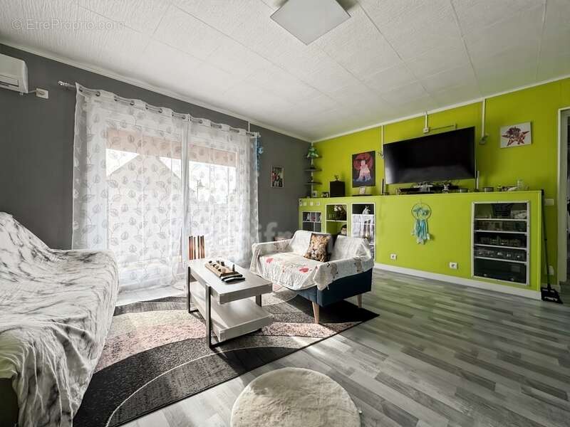 Maison à SAINT-PEREUSE