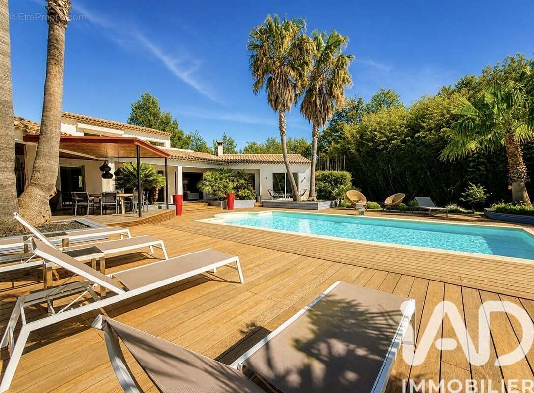 Photo 3 - Maison à GRIMAUD