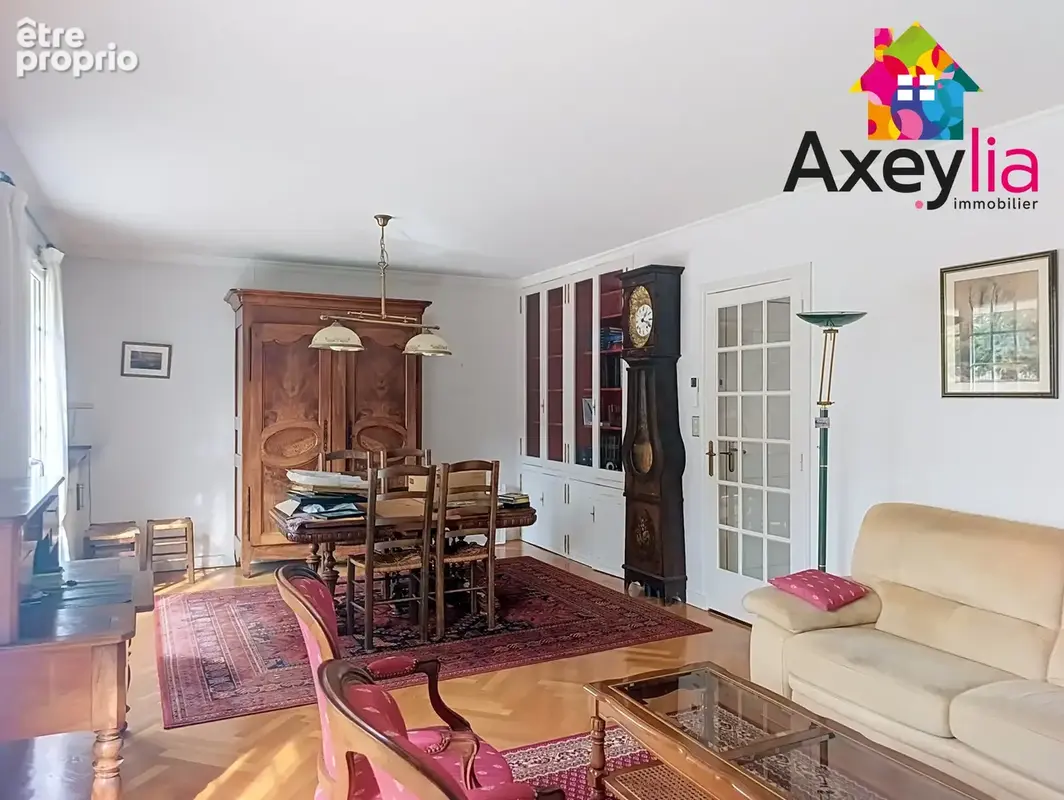 A vendre- pouilly-sous-charlieu- maison 3 chambres sur terrain avec depot - photo 3