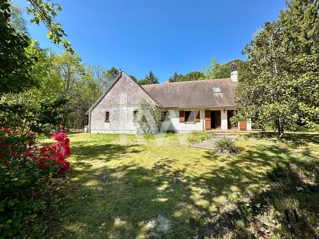 Maison à MARCILLY-EN-VILLETTE