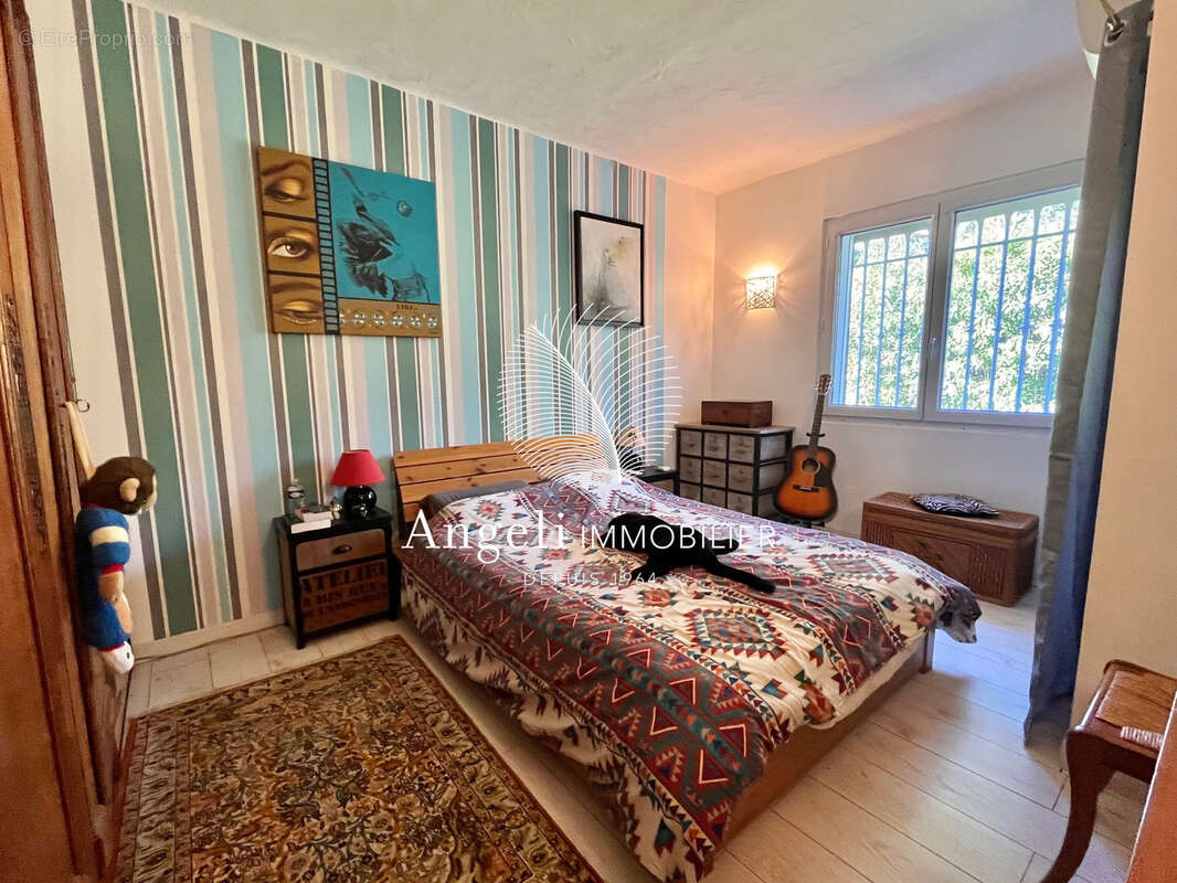 Saint aygulf : maison de plain pied - photo 11