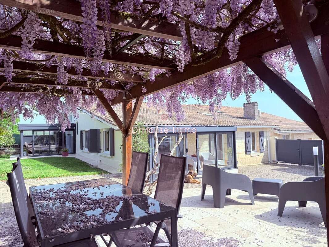 Maison à ARTIGUES-PRES-BORDEAUX