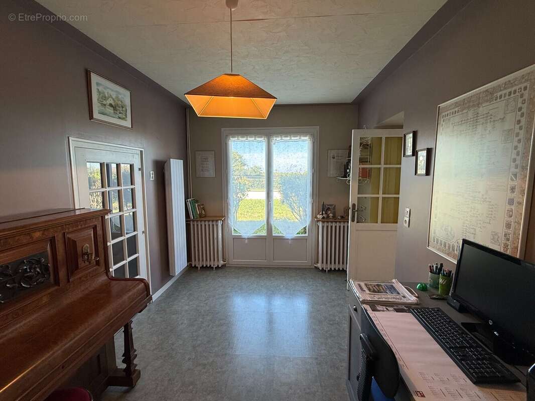 Maison à SAINT-SATURNIN