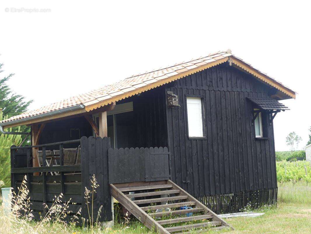 Maison à ILLATS