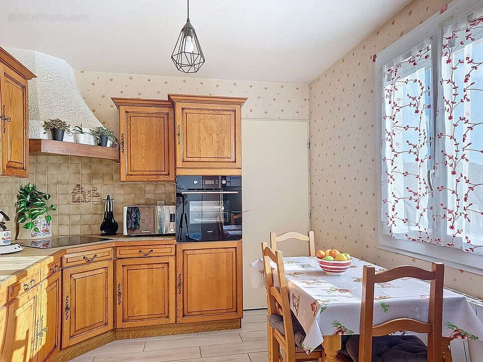 Maison à ETREPAGNY