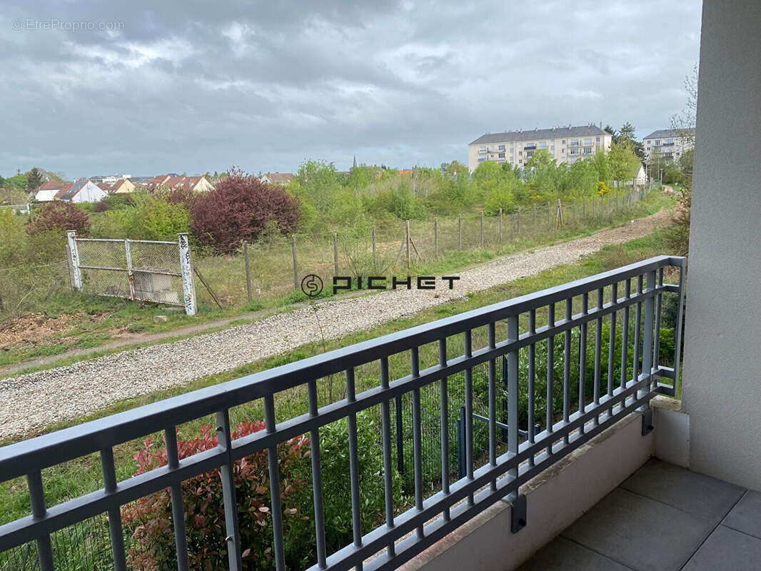 Appartement à LUCE