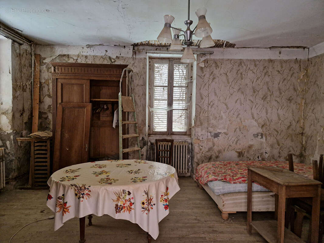 Maison à ROCHESERVIERE