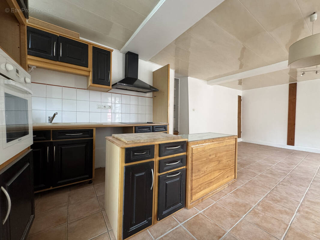 Appartement à RIVES