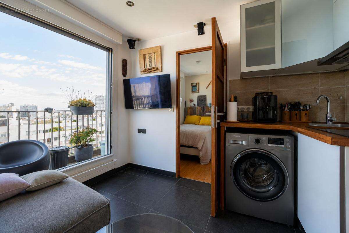 Appartement à PARIS-18E