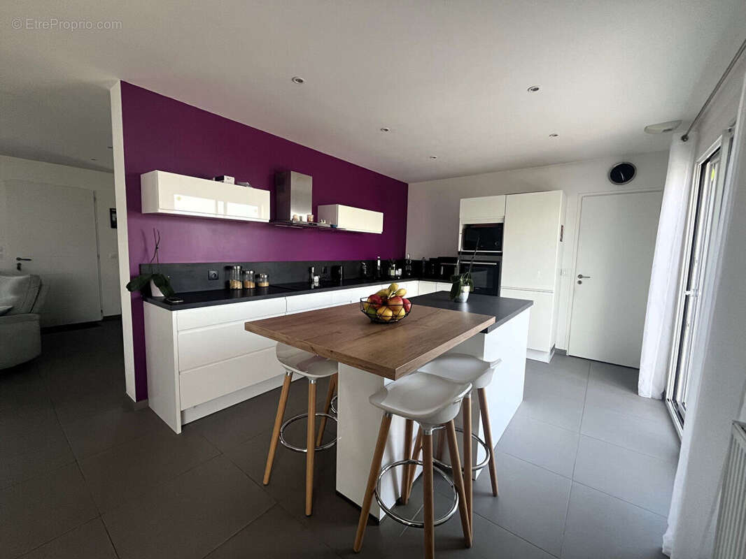 Maison à NEUILLY-EN-THELLE