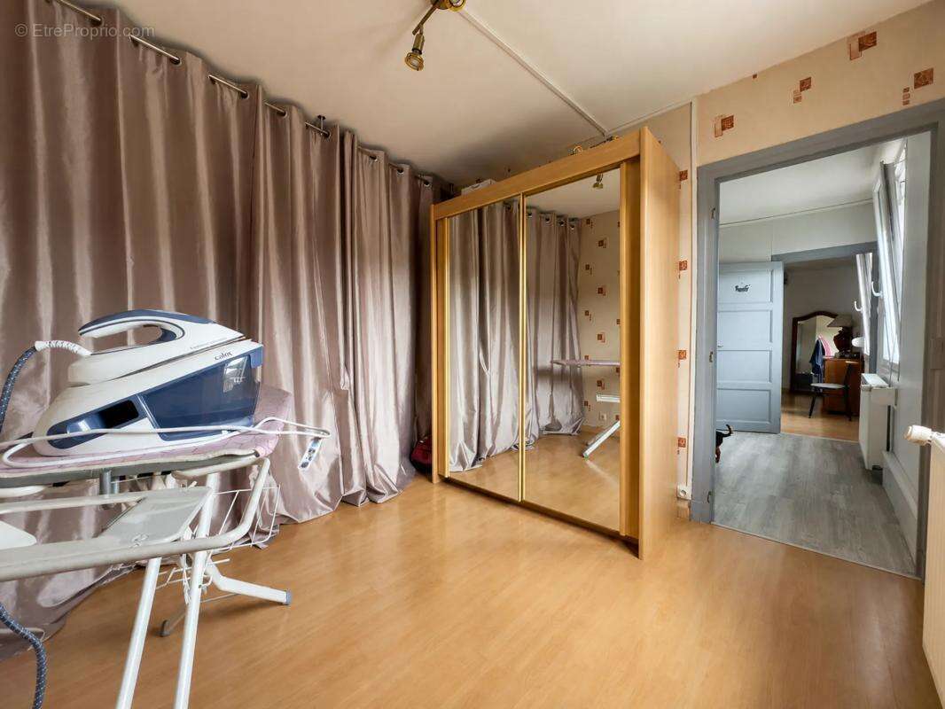 Maison de 5 pièces de 144 m² à Gerzat - photo 9
