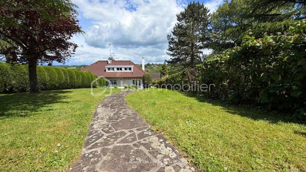 Maison à VILLIERS-SUR-MORIN