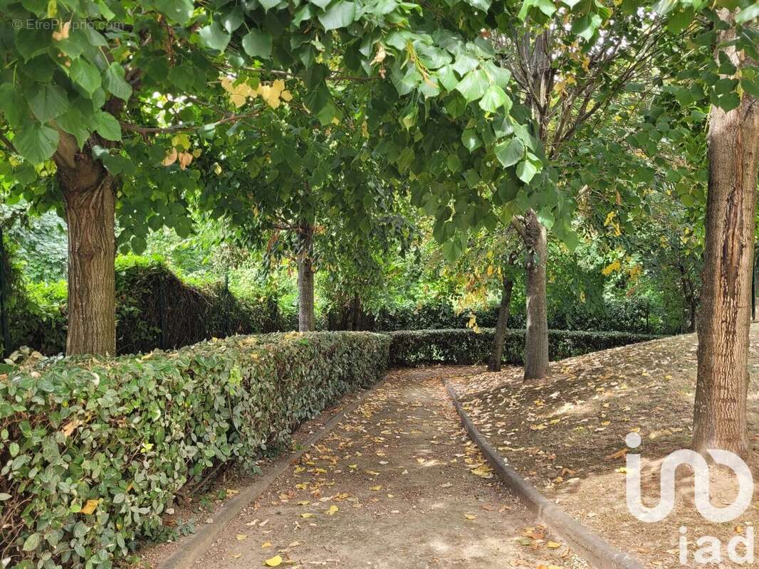 Photo 9 - Appartement à ISSY-LES-MOULINEAUX