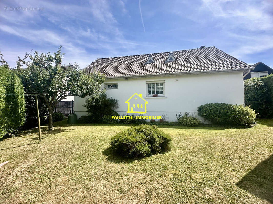 Maison à MONTIVILLIERS