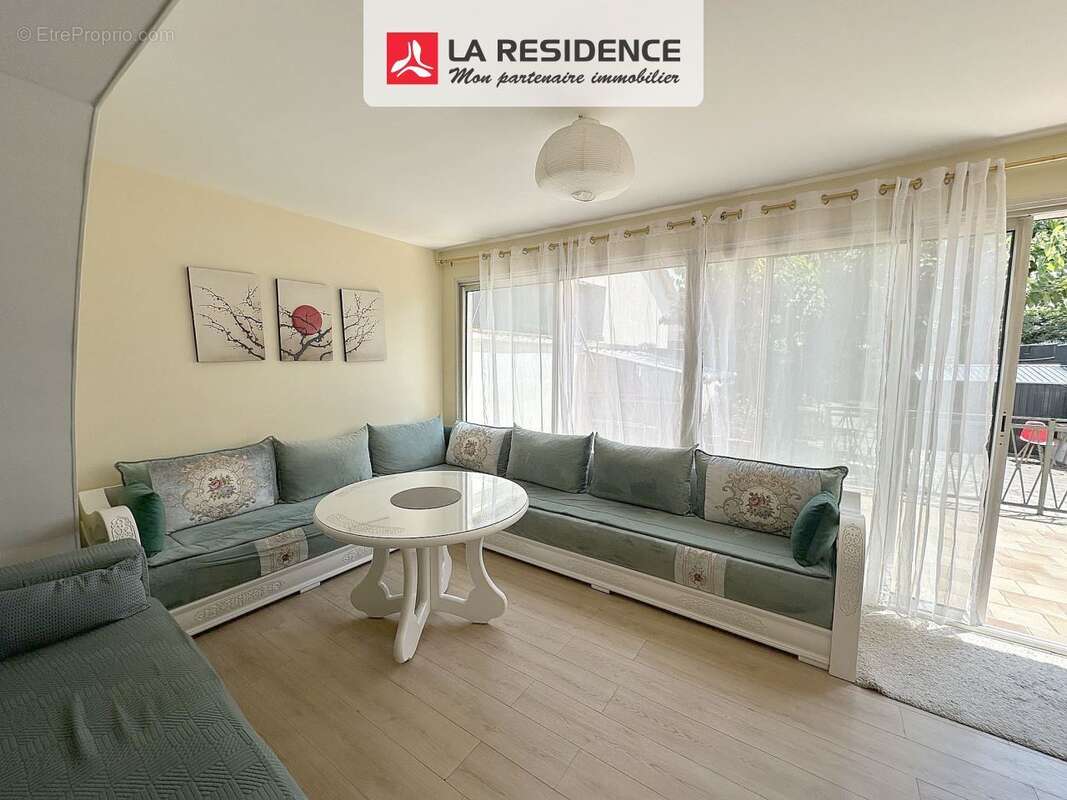 Maison 110 m² à Stains  - photo 5