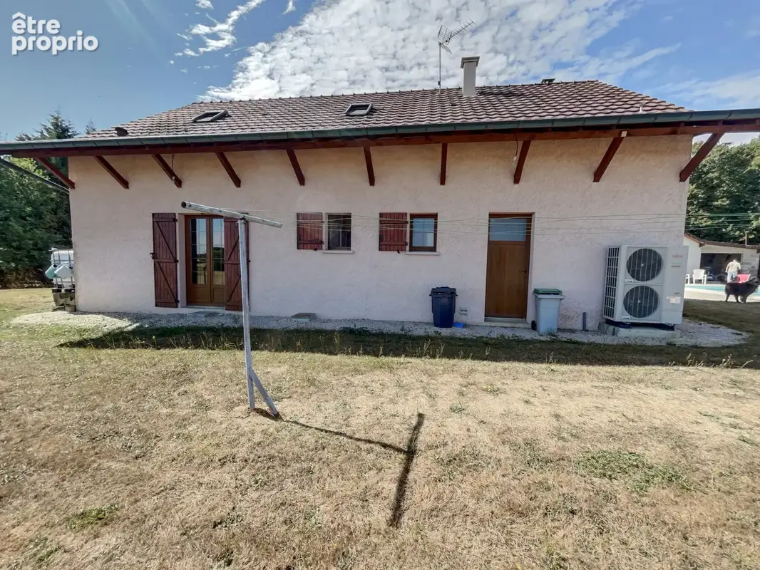 Maison de caractère au cœur de la campagne avec piscine et vaste dépendance - photo 18