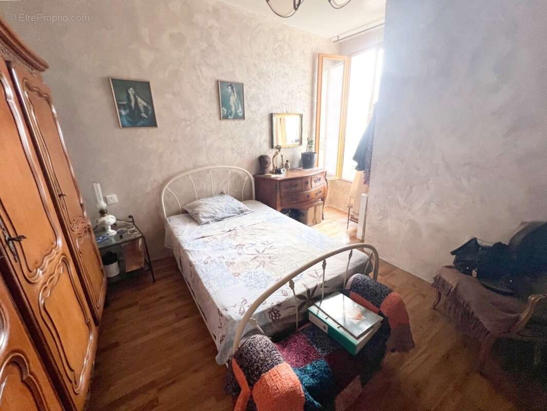 Maison à vendre à Reillanne (04110) – 152 m² – 4 chambres – Terrasse, balcon et charme provençal - photo 13