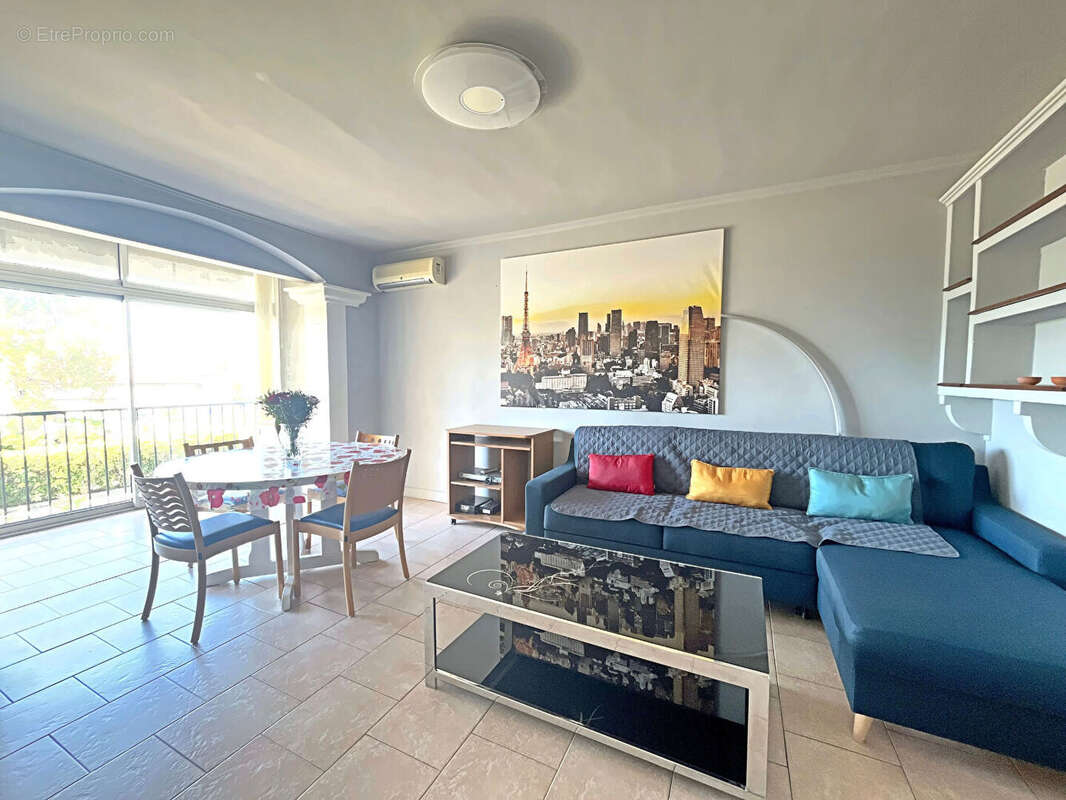 Appartement à FREJUS
