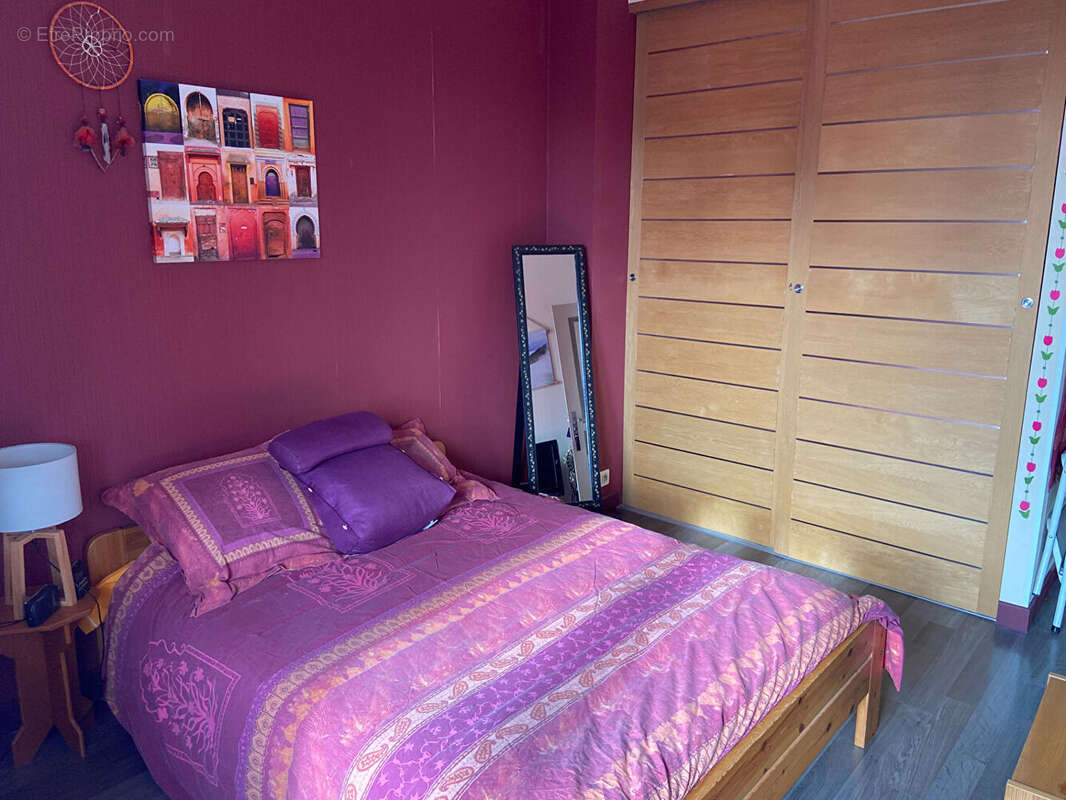 Bel appartement T2 dans Vendôme avec grand garage privatif.. - photo 6