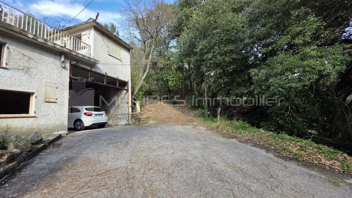 Maison à LA TRINITE