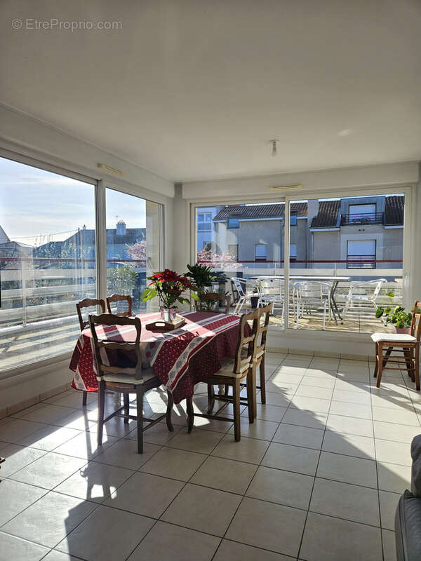 Appartement à SAINT-SEBASTIEN-SUR-LOIRE