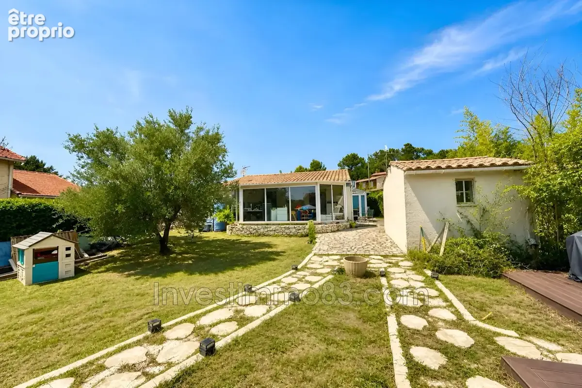 Maison 5 pièces 120 m² à vendre à Tourves (83170) - photo 3